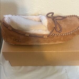 UGG Chestnut Suede Moccasin Loafers Brand New! Size 7